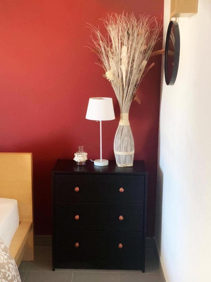 Appartement Lac rose - Parking, Métro, jusqu'à 4 personnes Marselha Exterior foto